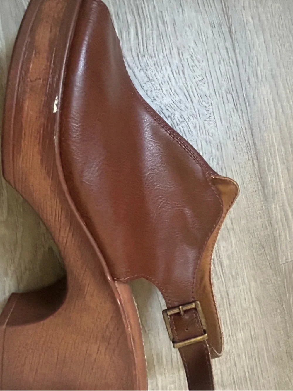 boc Women’s Brown Leather Slingback Open-Toe Sandals - Picture 7 of 10